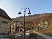 99 Arnosto, antica contrada di Fuipiano, ben restaurata